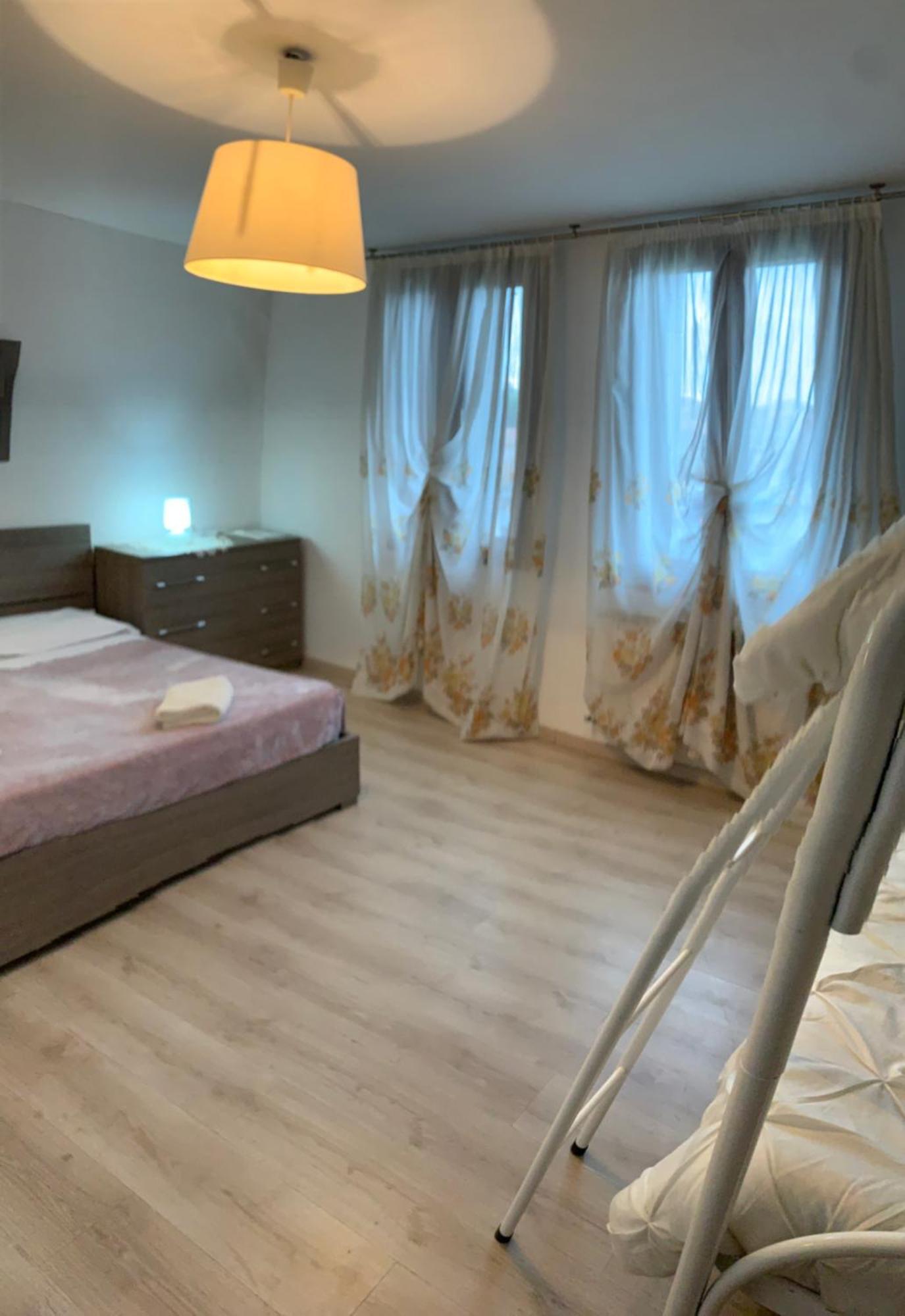 Romantic Enchantment With Private Bathroom Venecia Exterior foto